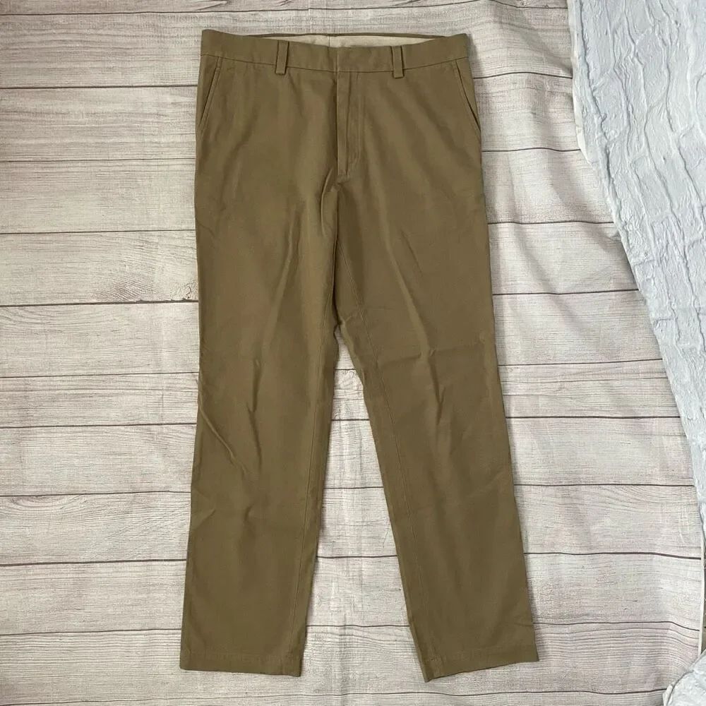 Banana republic men L/34 waist 100% cotton Aiden slim chino tan